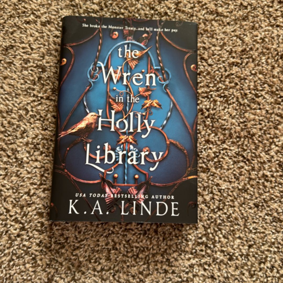 The Wren in the Holly Library (Deluxe Limited Edition)