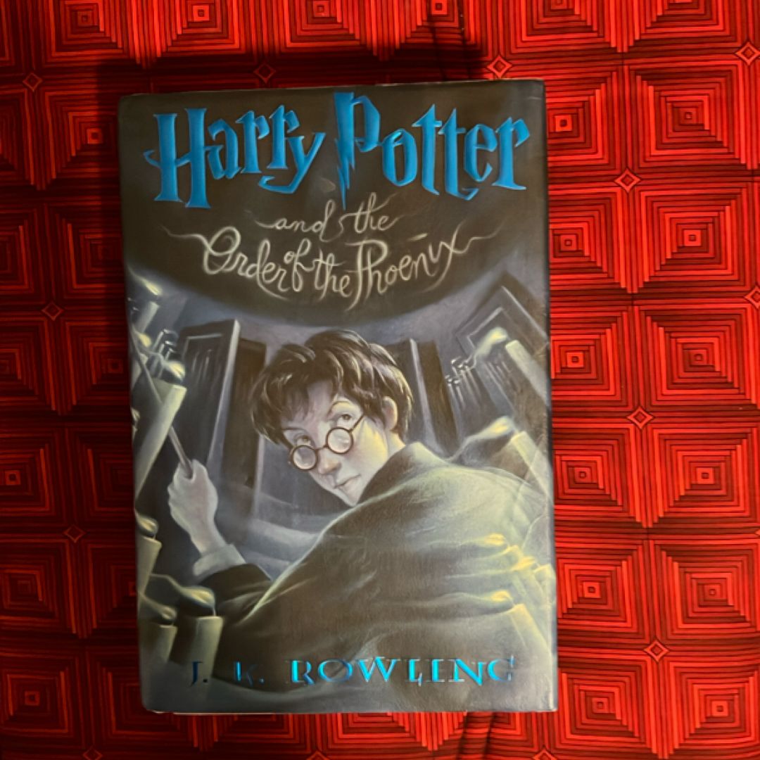 Harry Potter and the Order of the Phoenix (Harry Potter, Book 5)