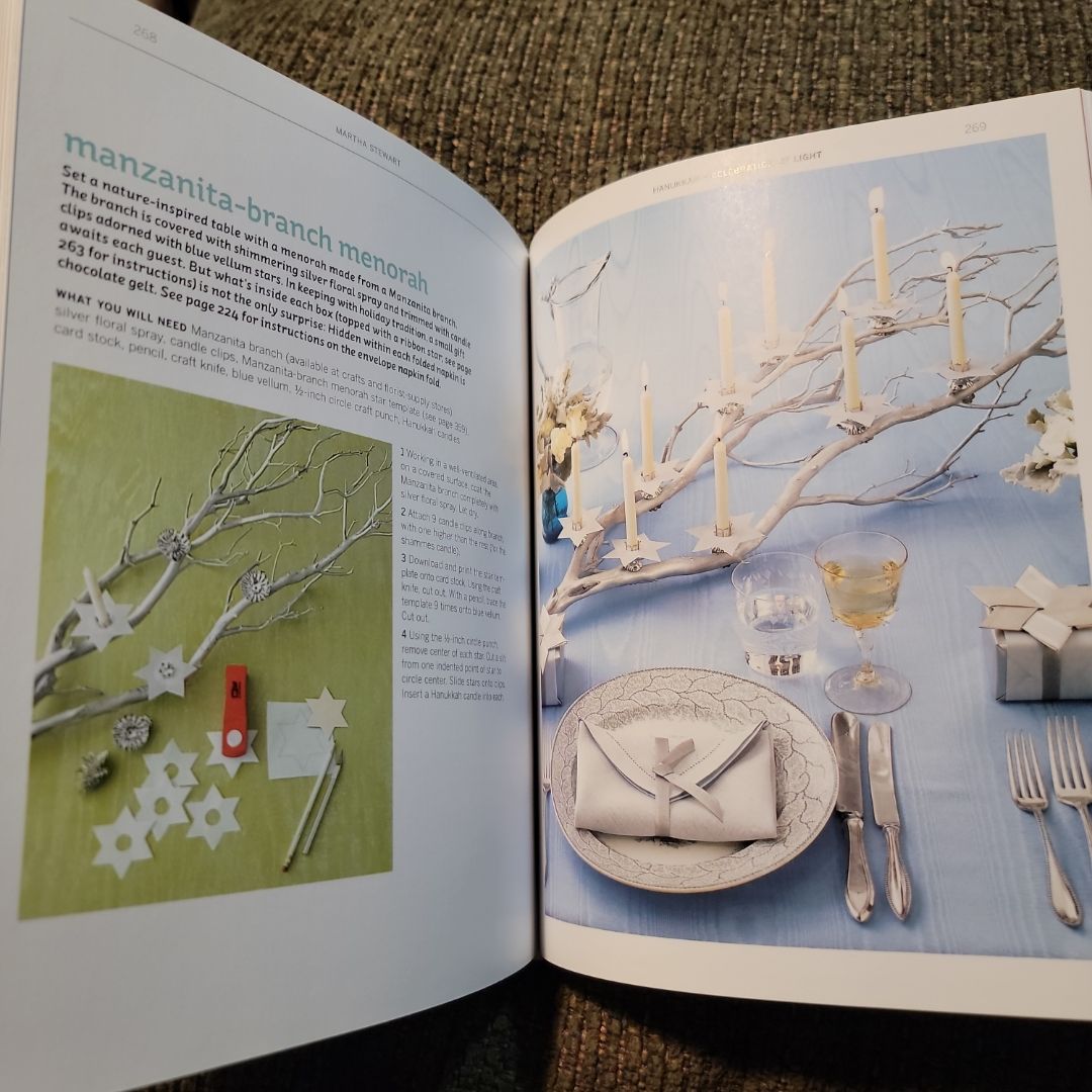 Martha Stewart's Handmade Holiday Crafts