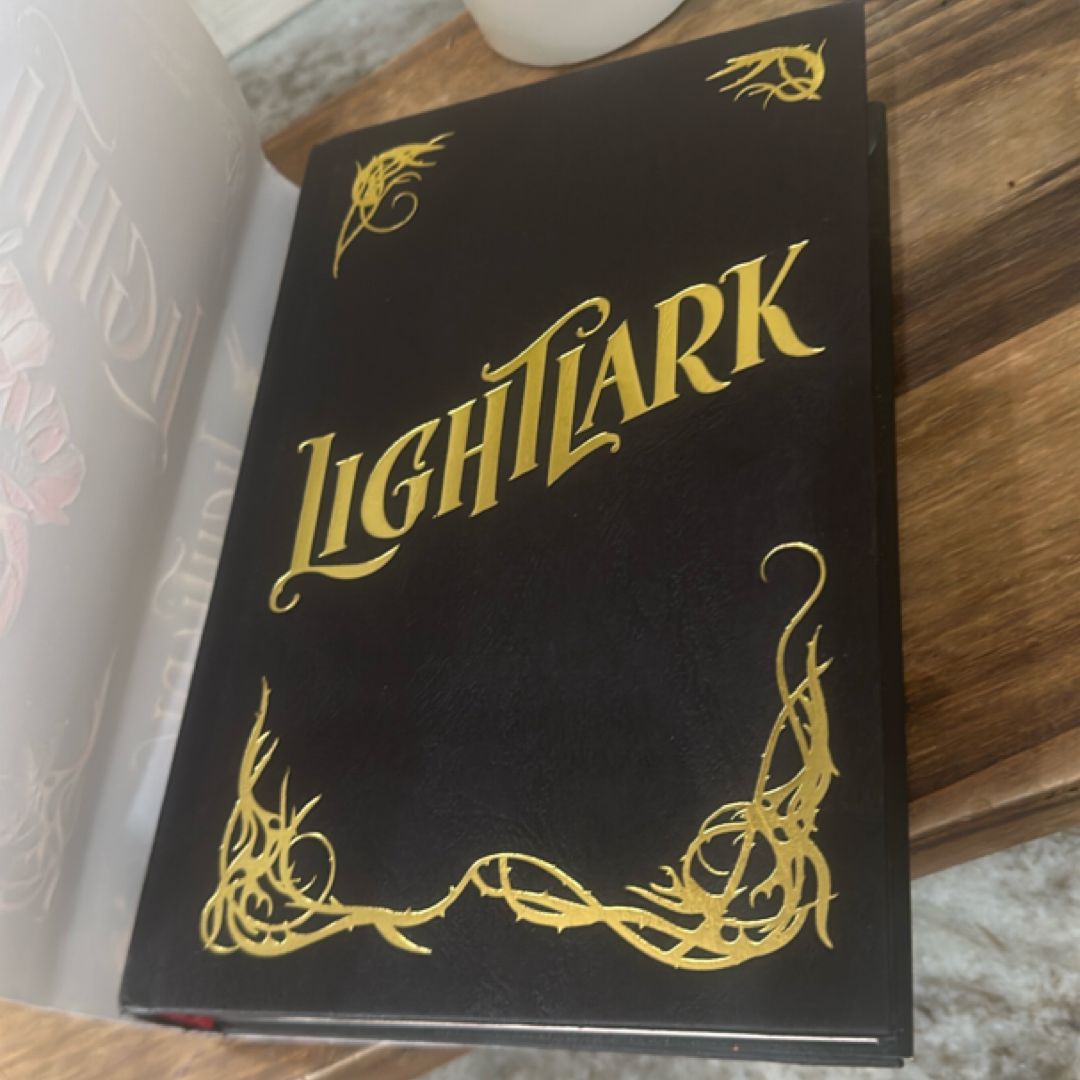 Lightlark (Book 1)