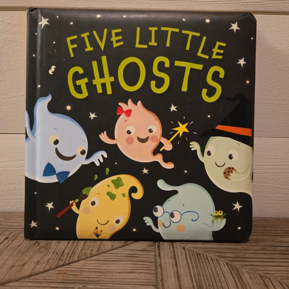 Five Little Ghosts by Patricia Hegarty