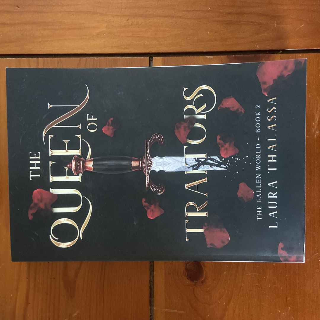 The Queen of Traitors (the Fallen World Book 2)