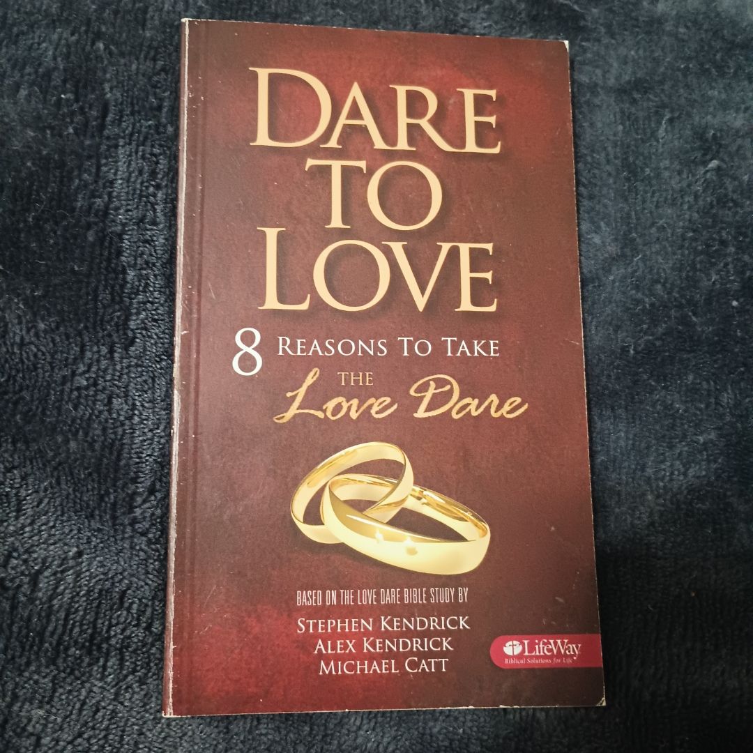 Dare to Love - Booklet