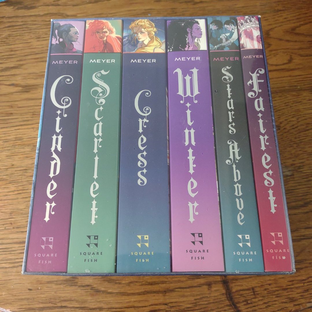 The Lunar Chronicles