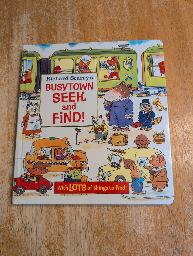 Richard Scarry's Busytown Seek and Find!