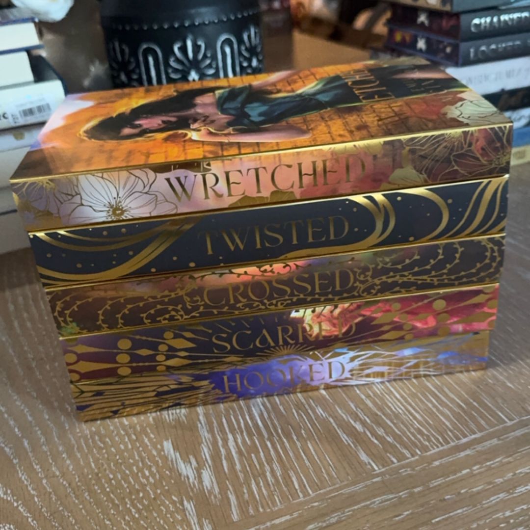 Mystic Box Emily McIntire Never After Series Complete Hardcover Set | Hooked • Scarred • Wretched • Twisted • Crossed