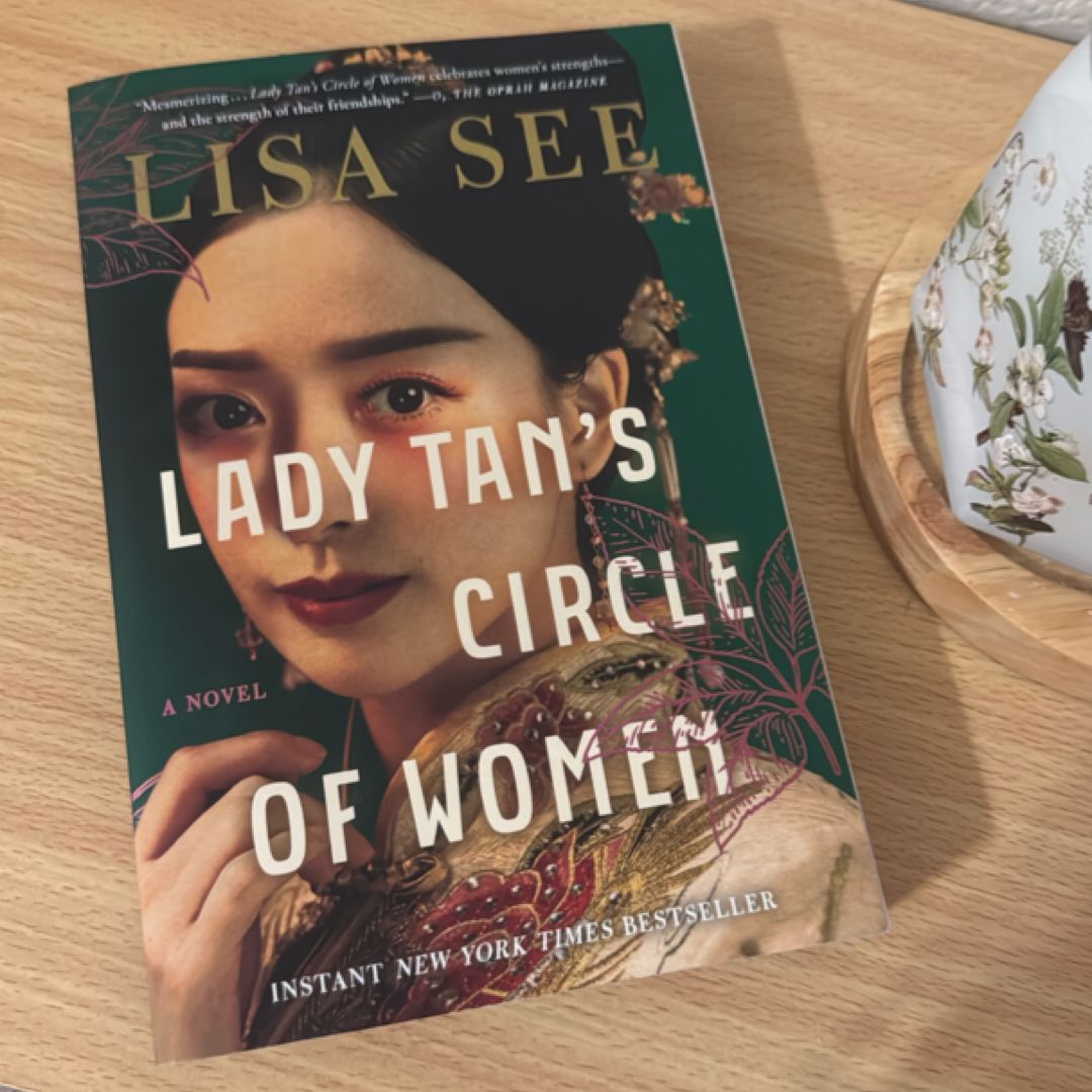 Lady Tan's Circle of Women