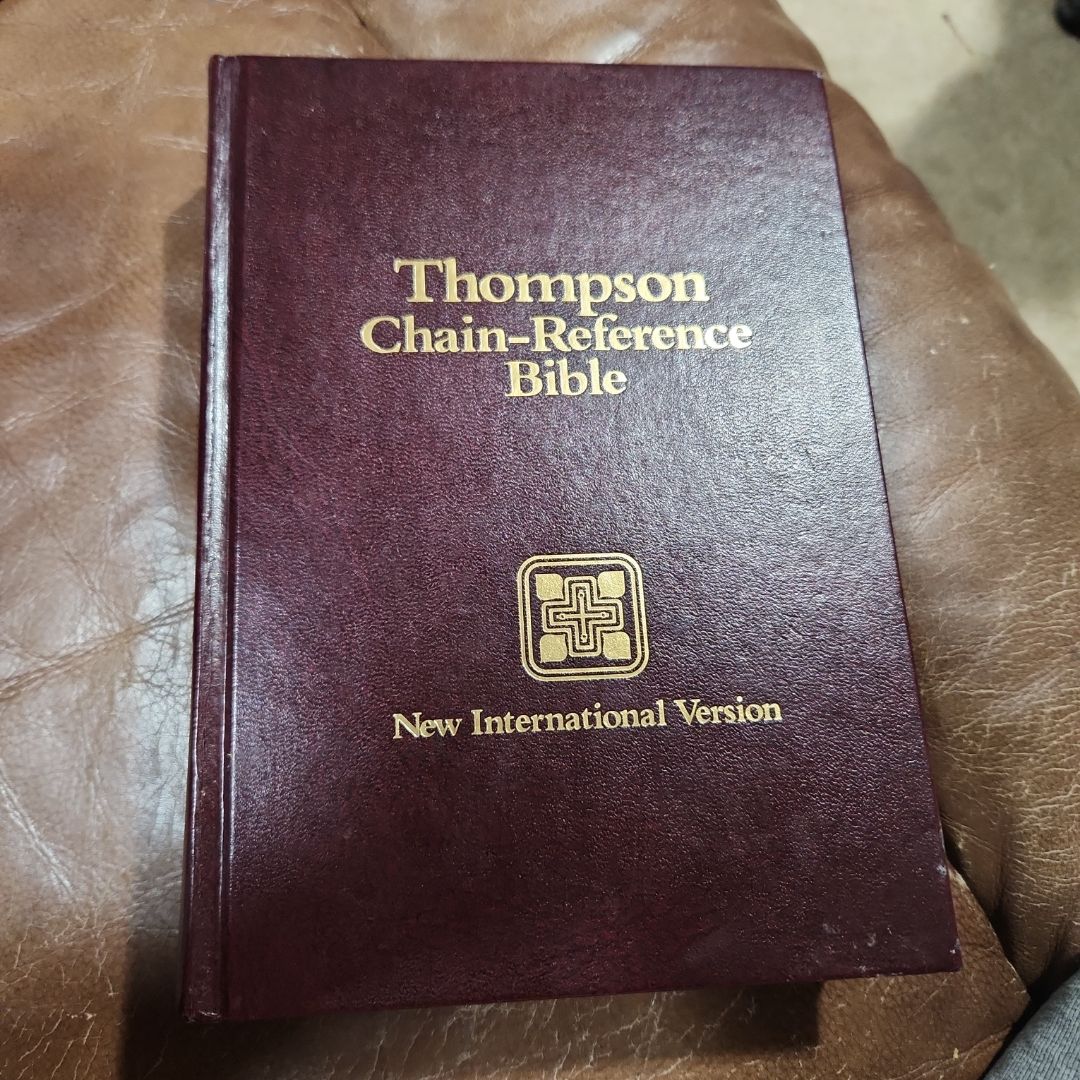Thompson Chain Reference Bible