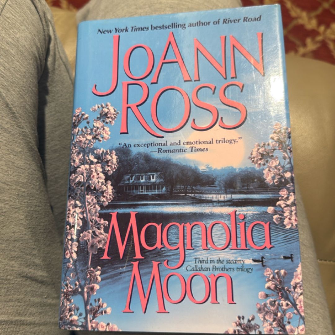 Magnolia Moon