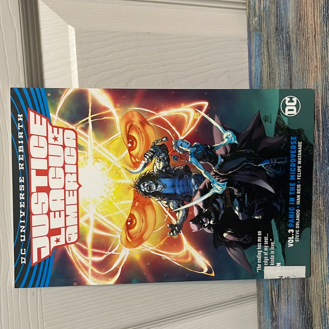 Justice League of America Vol. 3: Panic in the Microverse (Rebirth)