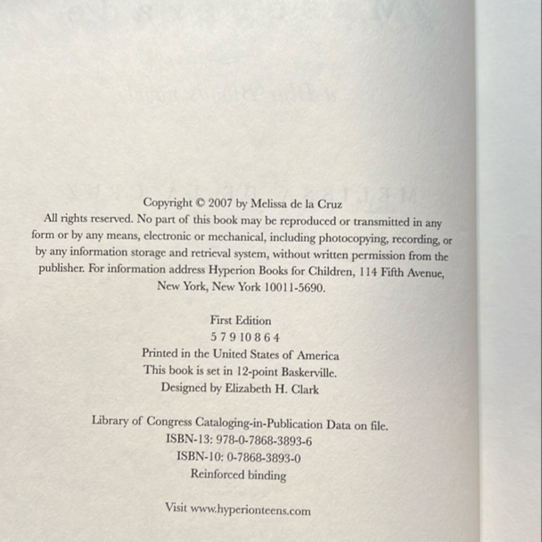 Masquerade (a Blue Bloods Novel)