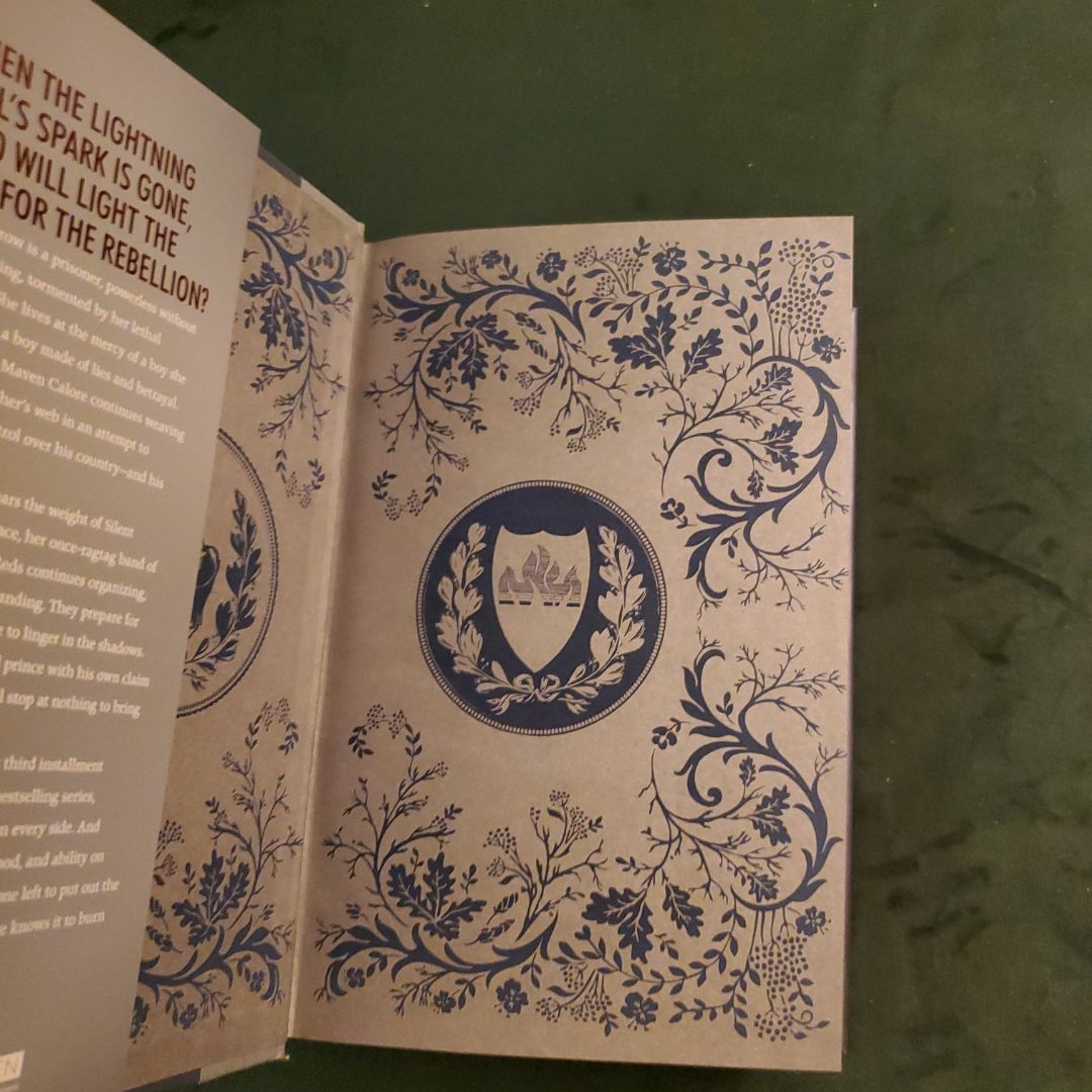 King's Cage by Victoria Aveyard