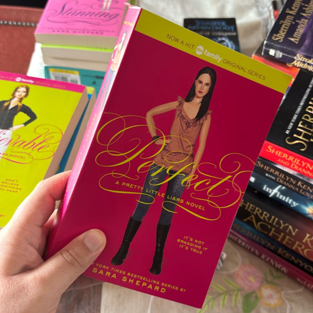Pretty Little Liars #3: Perfect