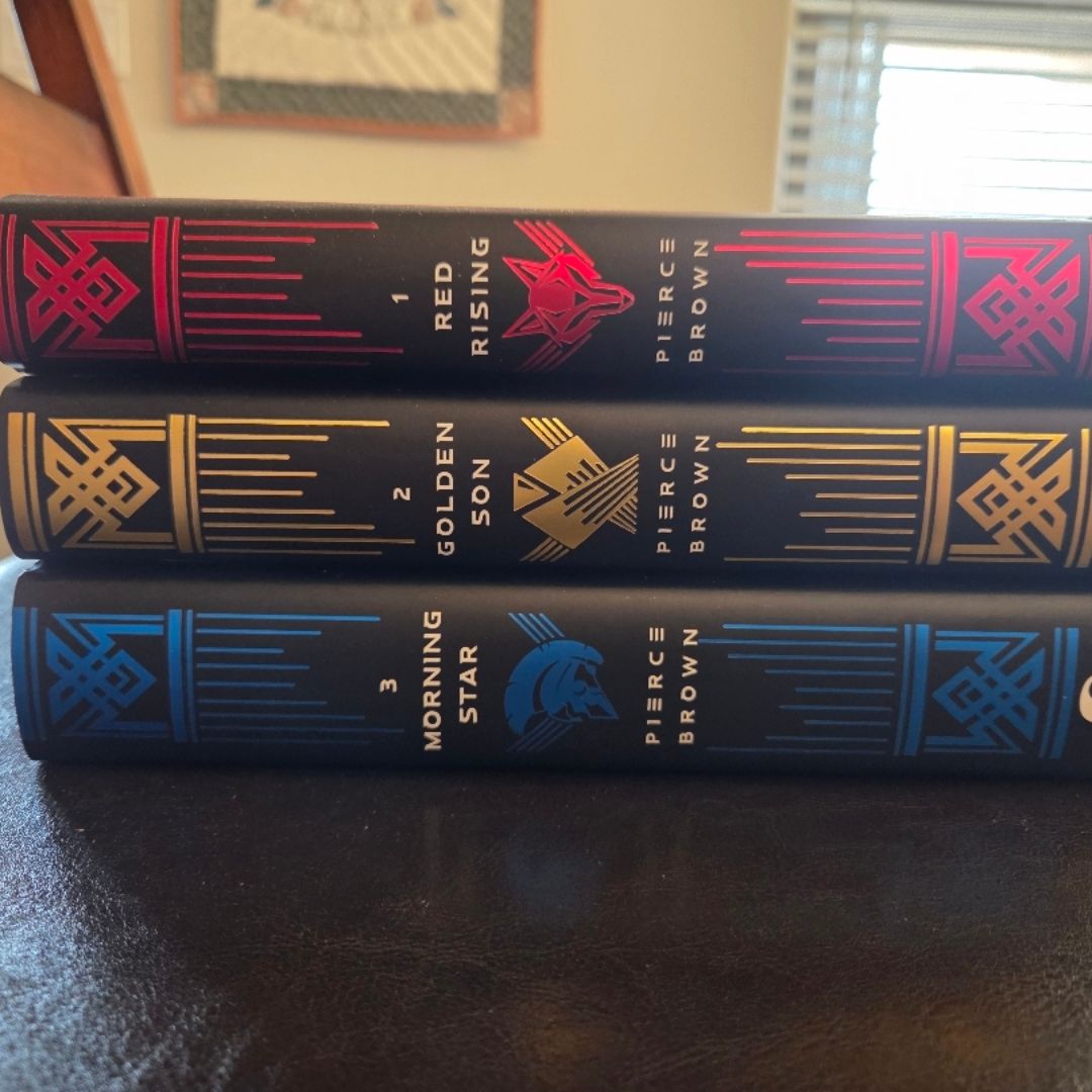 Red Rising trilogy (FairyLoot Iron Edition) 