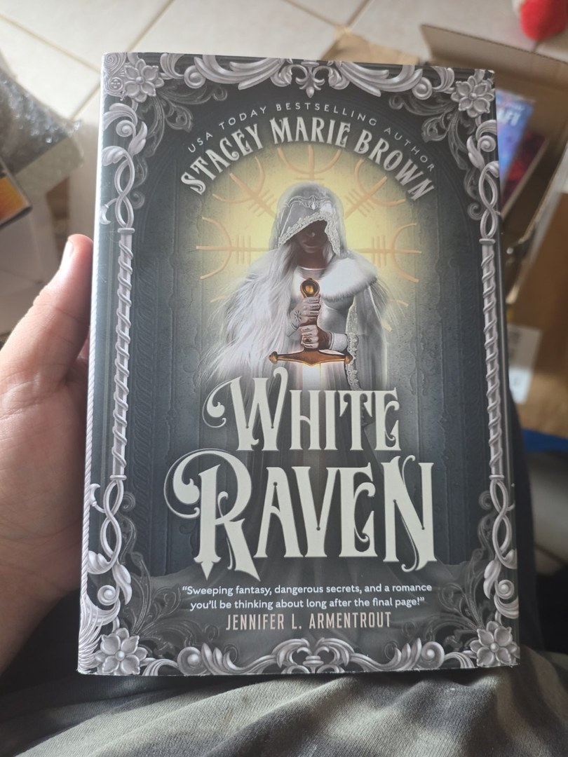 White Raven (DELUXE EDITION)