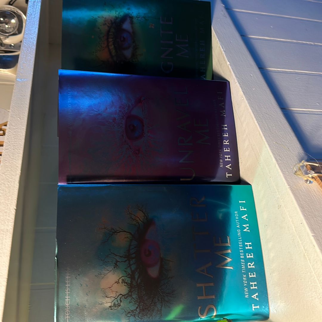 Shatter Me Series Full Set 