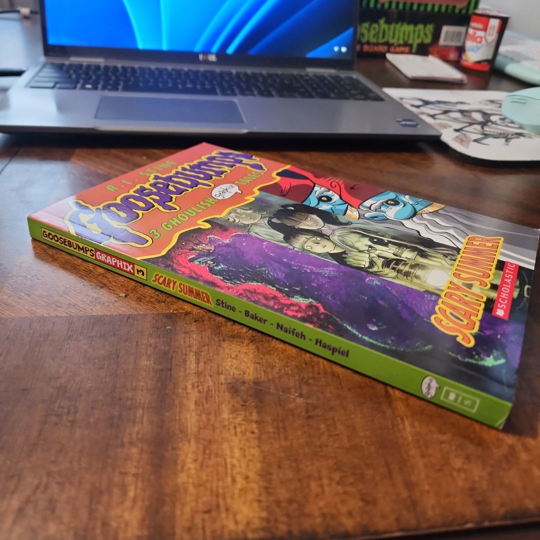 Scary Summer: a Graphic Novel (Goosebumps Graphix #3)