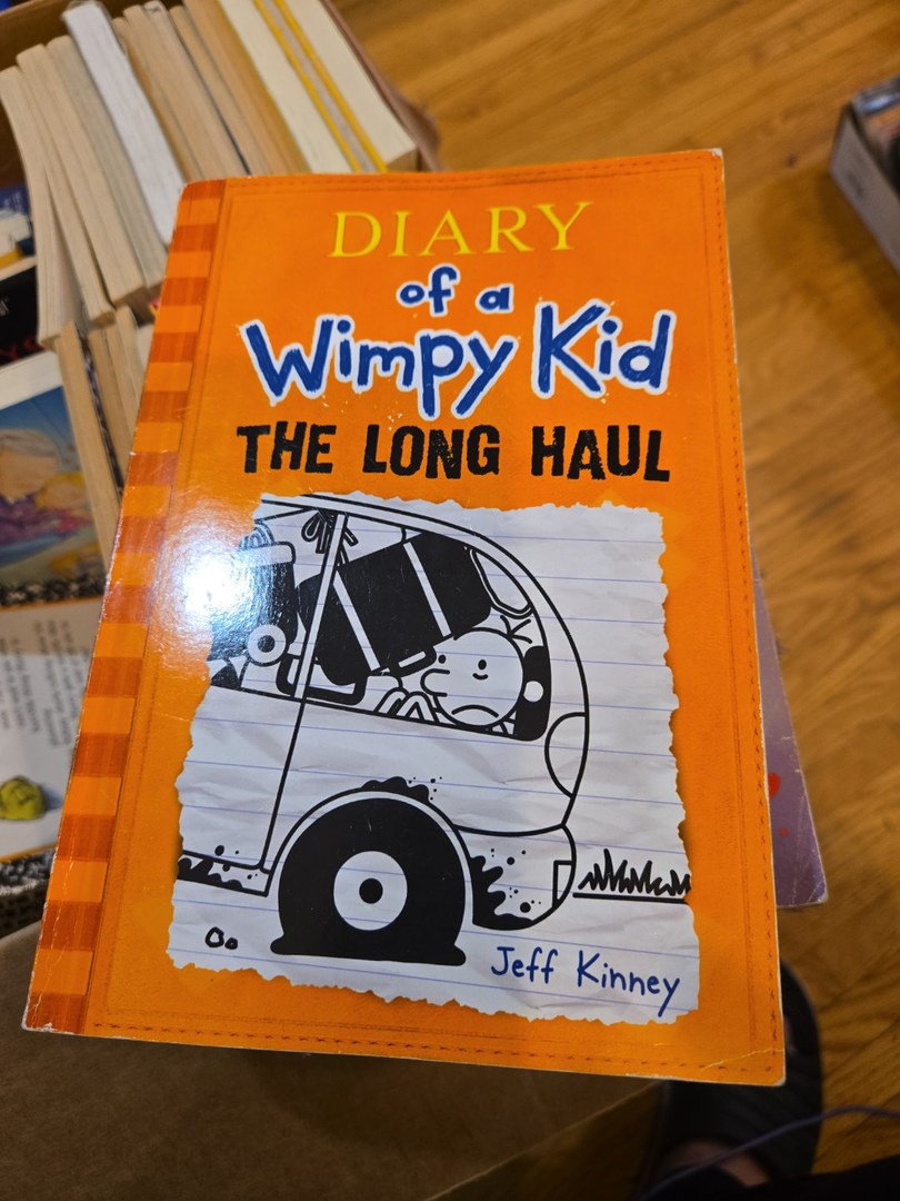 The Long Haul (Diary of a Wimpy Kid, Book 9)