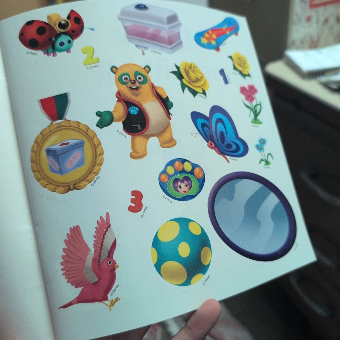 Special Agent Oso Redfinger by Disney Books