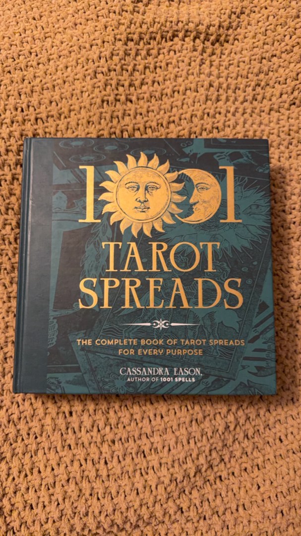 1001 Tarot Spreads