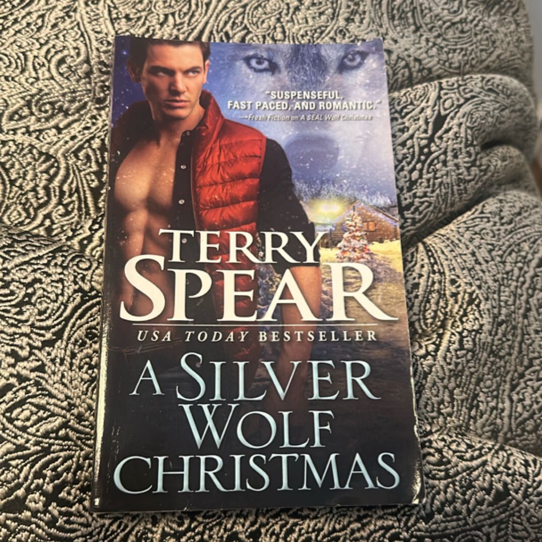 A Silver Wolf Christmas