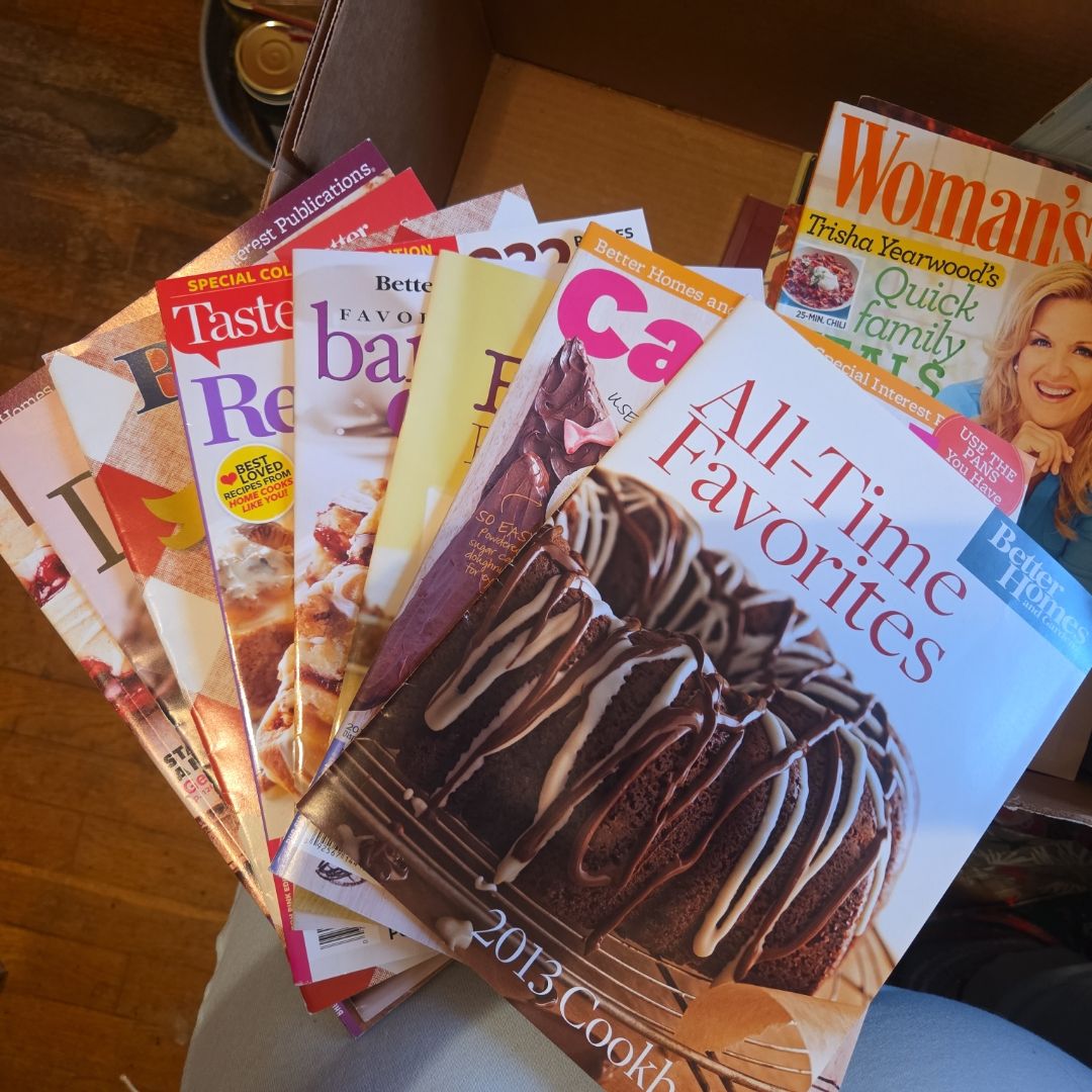 Lot of 7 Dessert Recioe Magazines