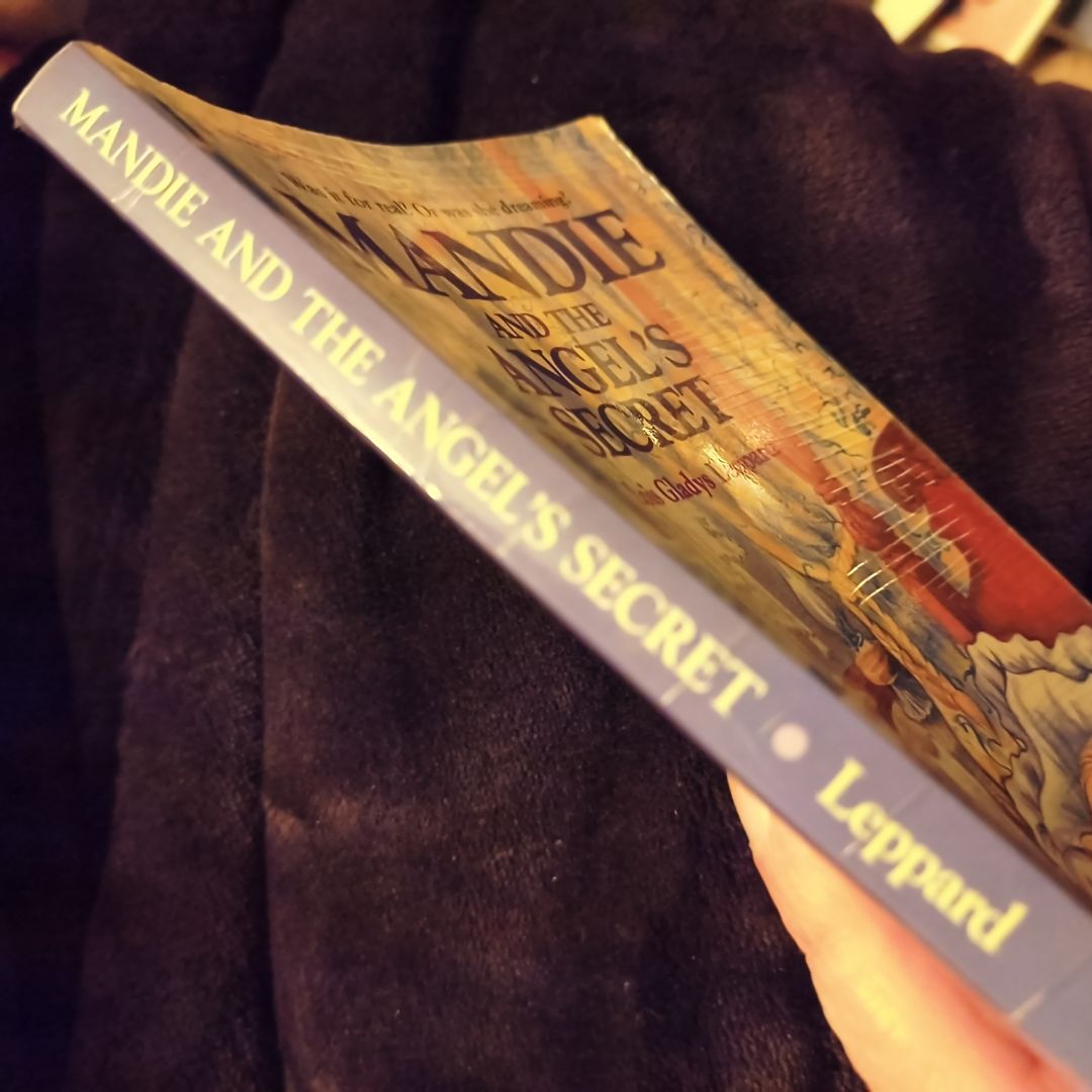 Mandie and the Angel's Secret