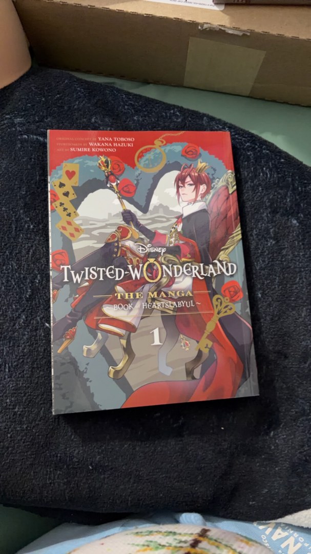 Disney Twisted-Wonderland, Vol. 1
