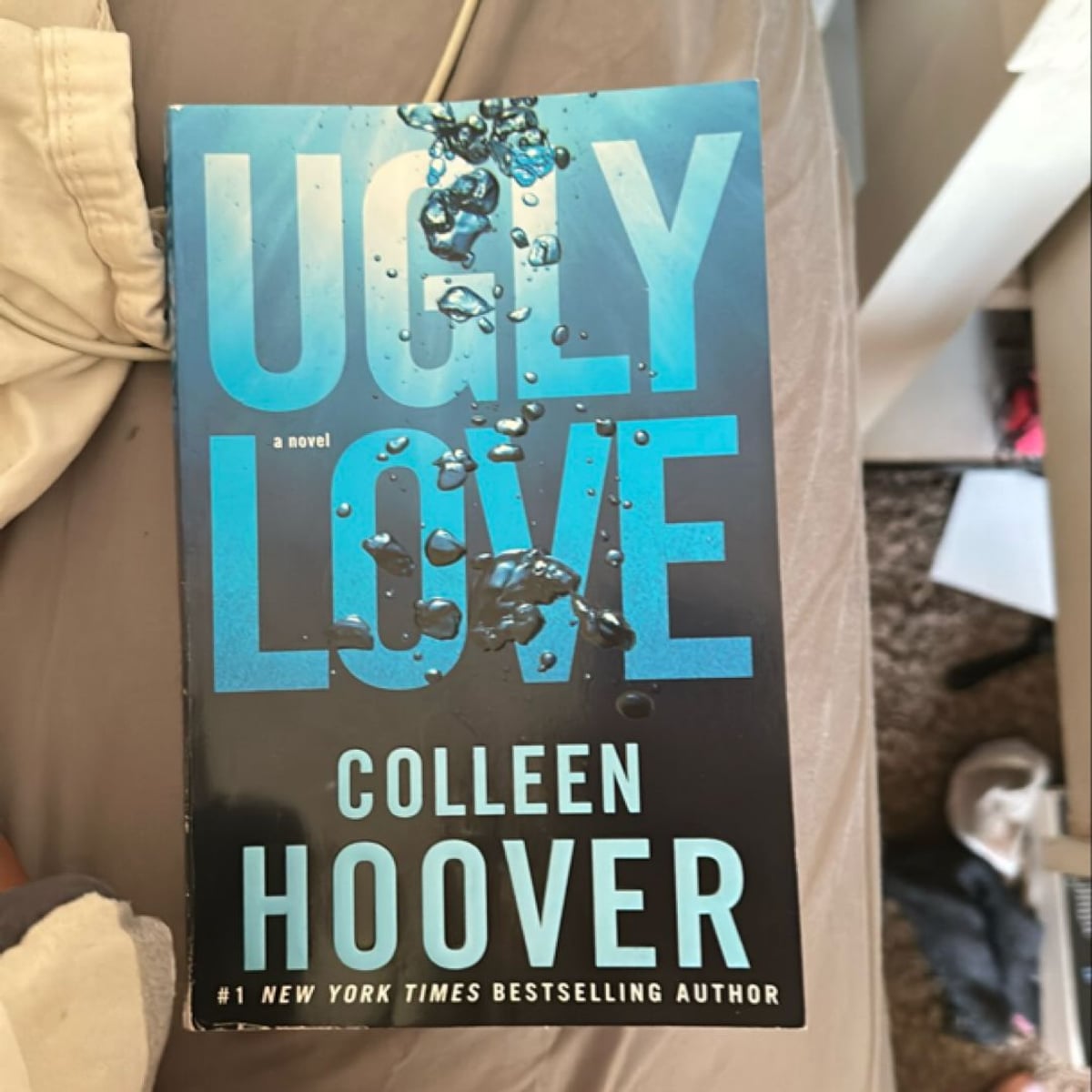 Ugly Love by Colleen Hoover, Paperback | Pangobooks
