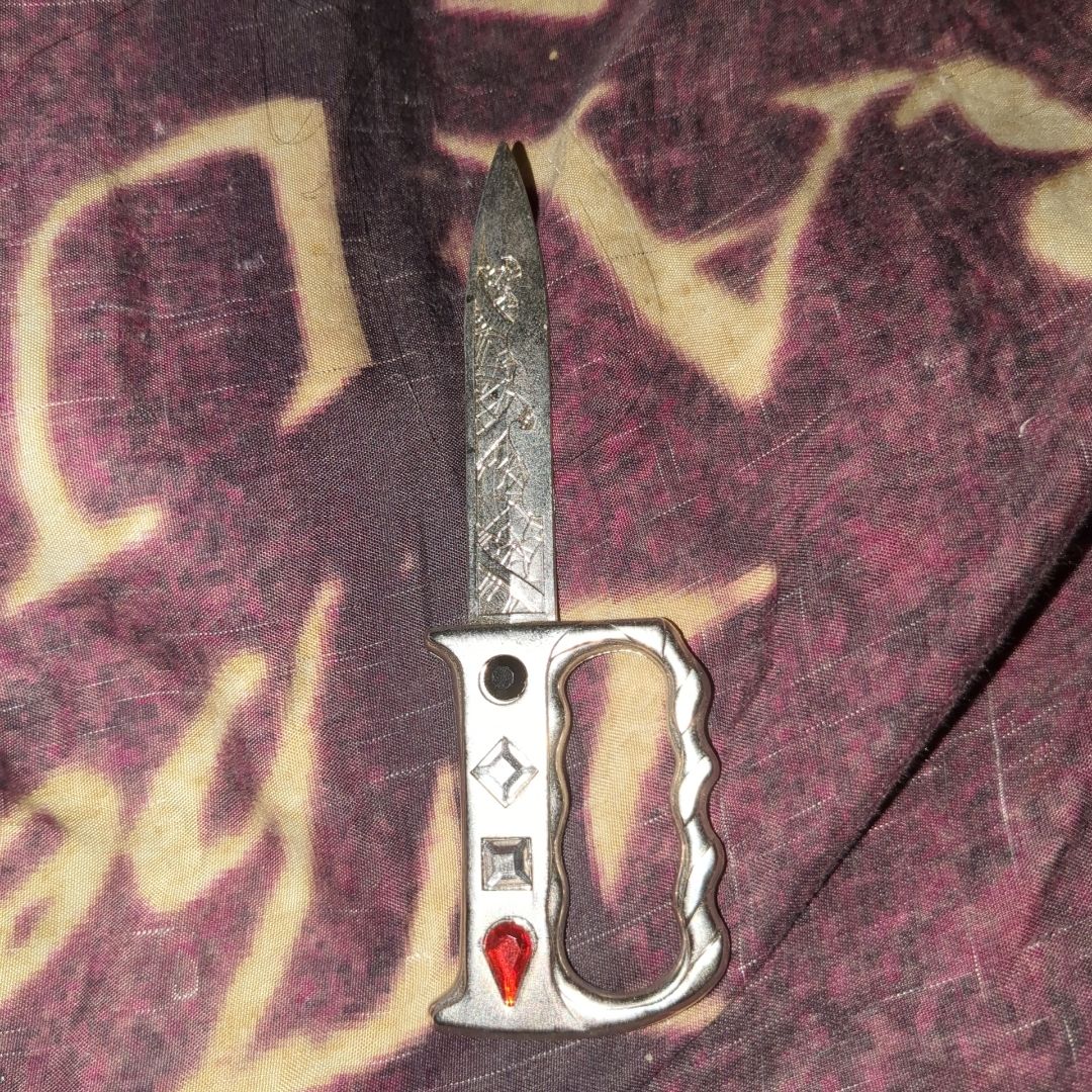 Bookish letter opener (fairyloot)