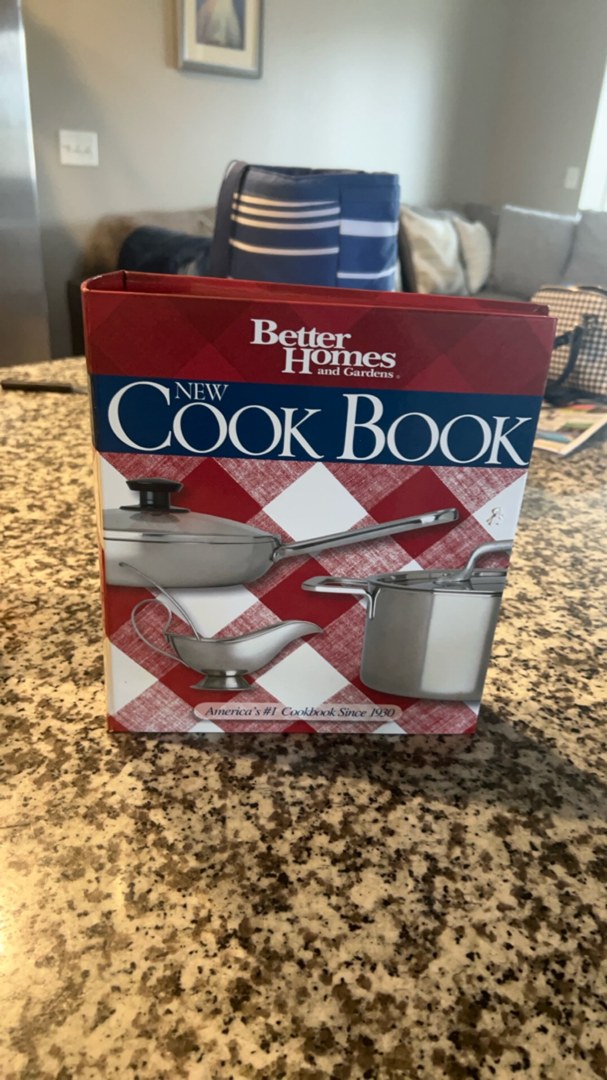 Better Homes and Gardens New Cook Book