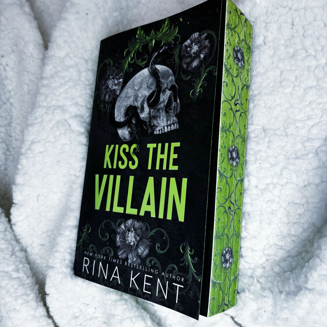 Kiss the Villain