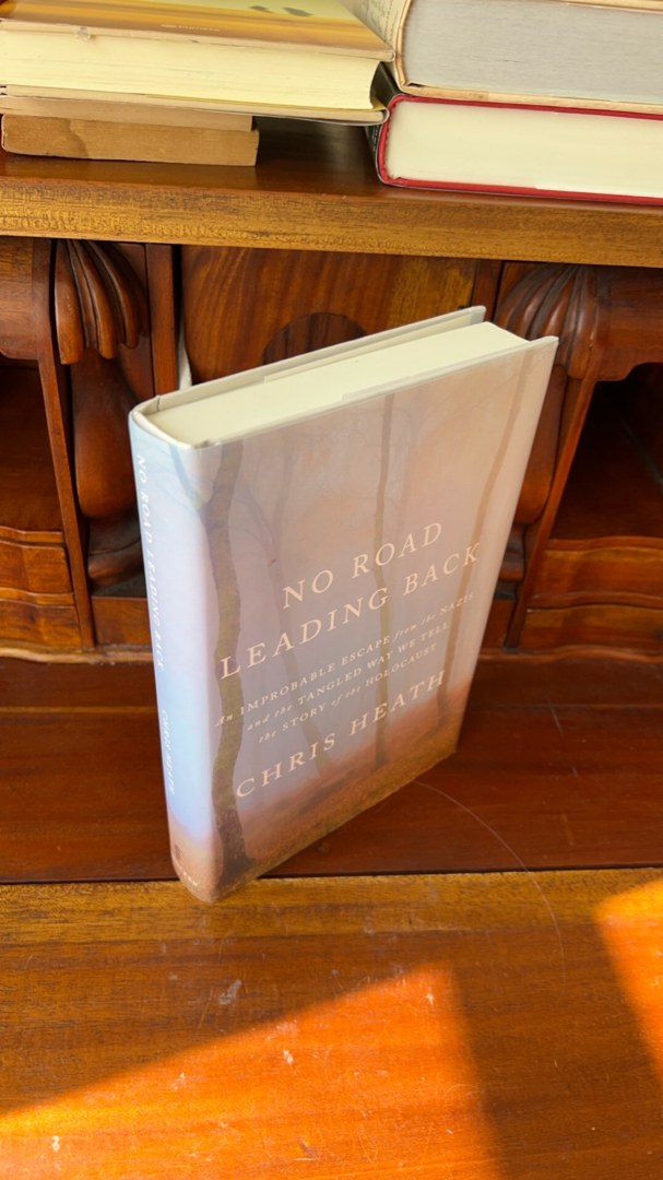 No Road Leading Back (1st Ed.1st)