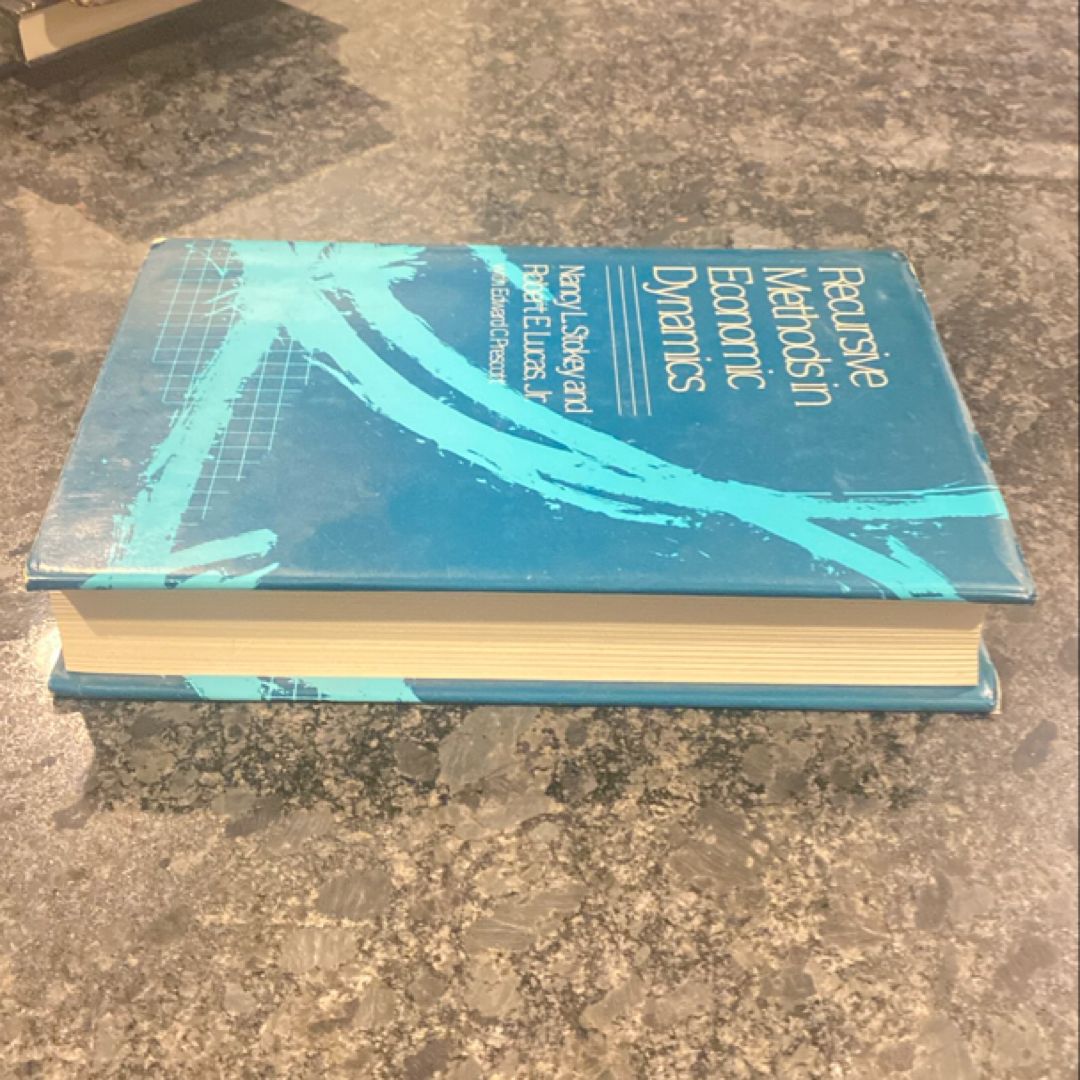 Recursive Methods in Economic Dynamics by Nancy L. Stokey, Robert