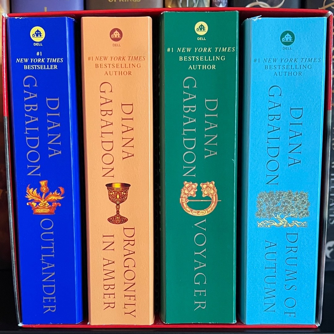 Outlander 4-Copy Boxed Set