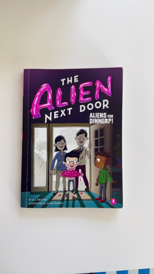 The Alien Next Door 2: Aliens for Dinner?!