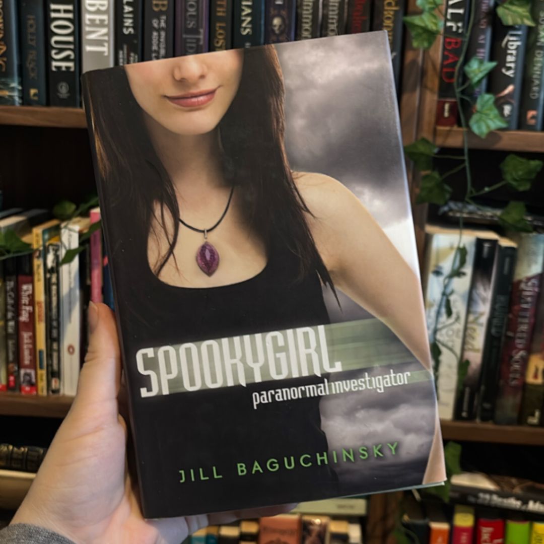 Spookygirl: Paranormal Investigator