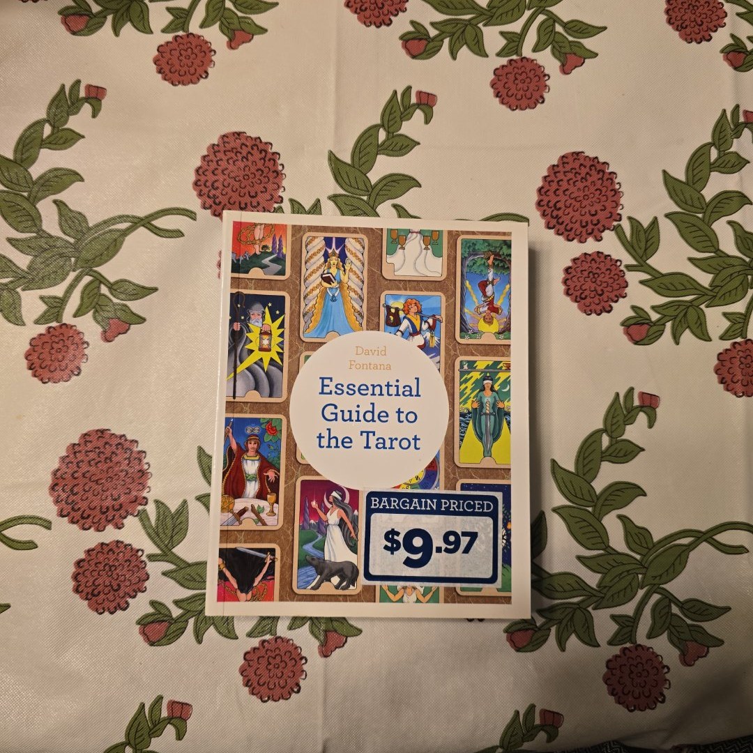 Essential Guide to the Tarot