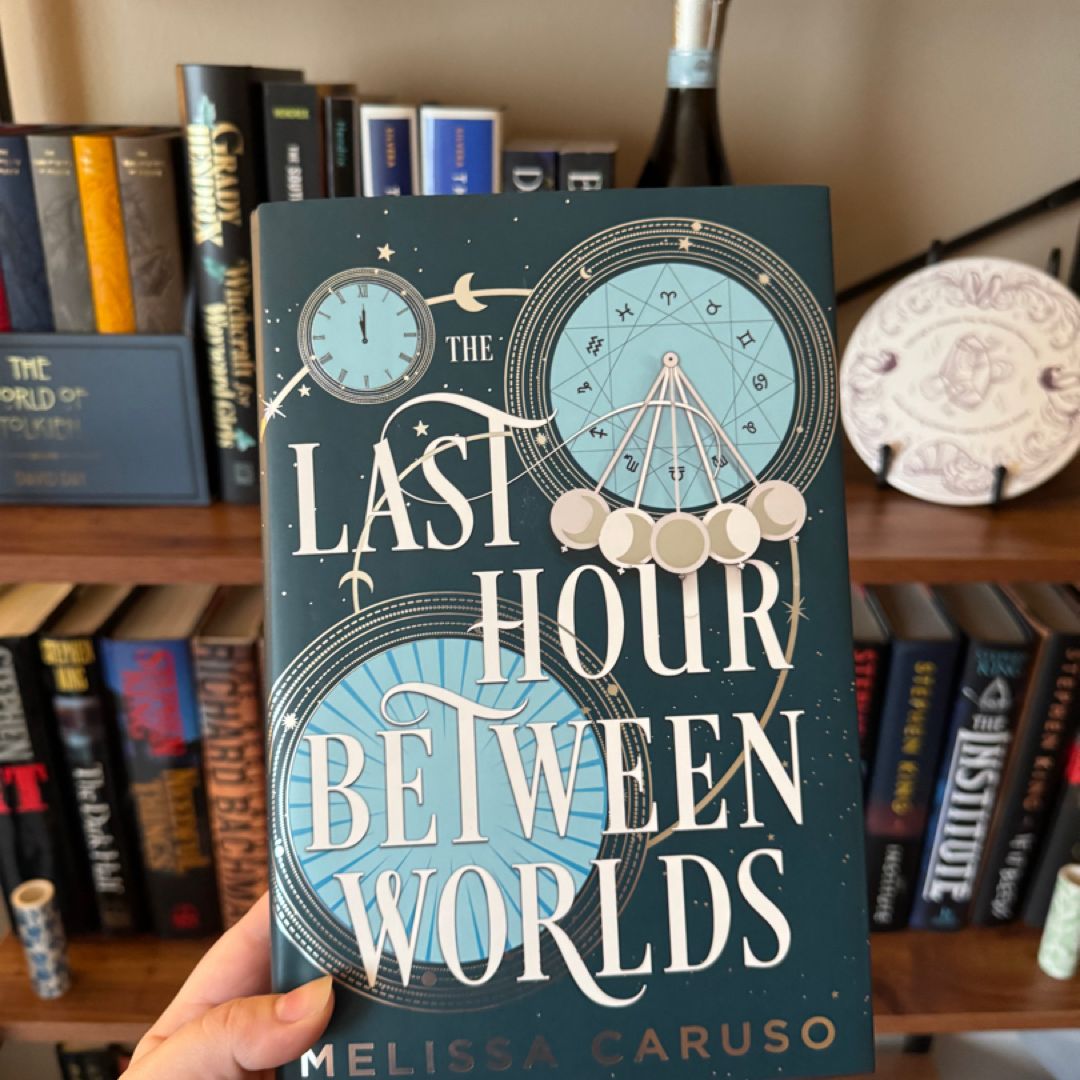 Illumicrate The Last Hour Between Worlds