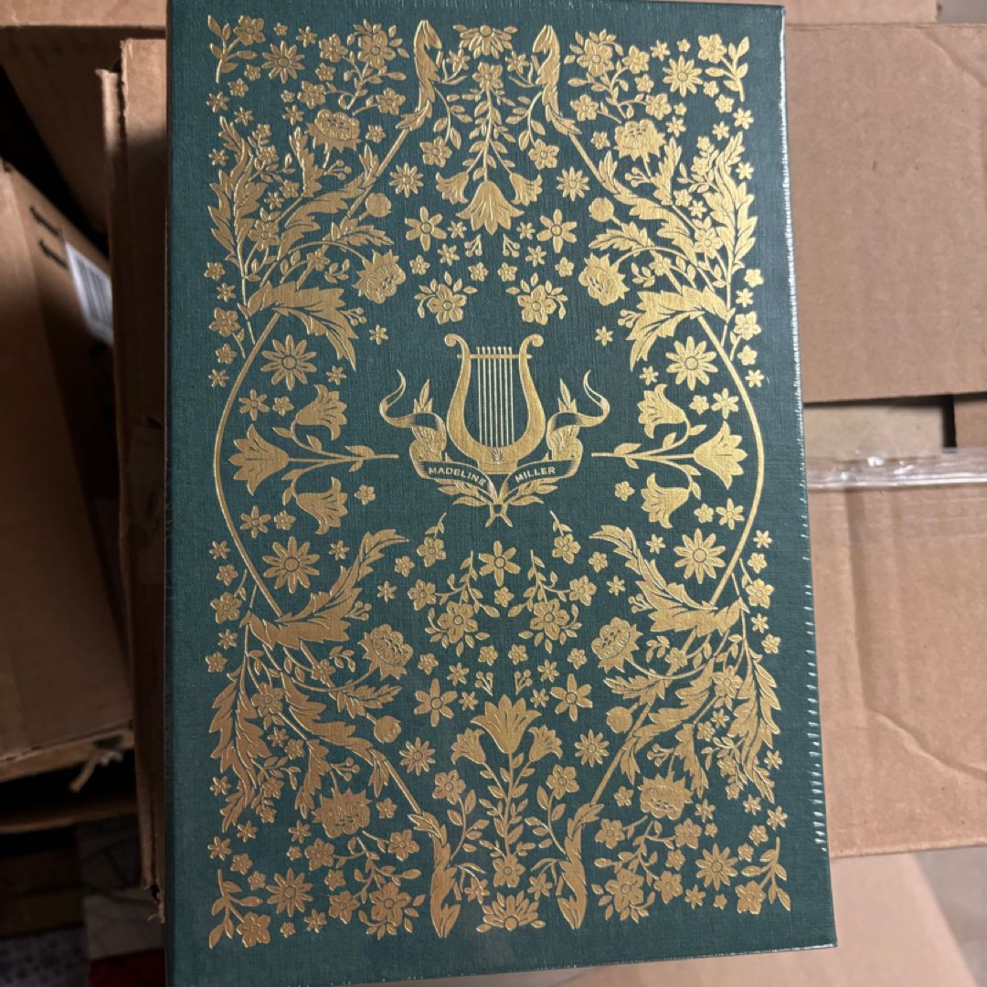 Illumicrate Exclusive: Madeline Miller slipcase set. 