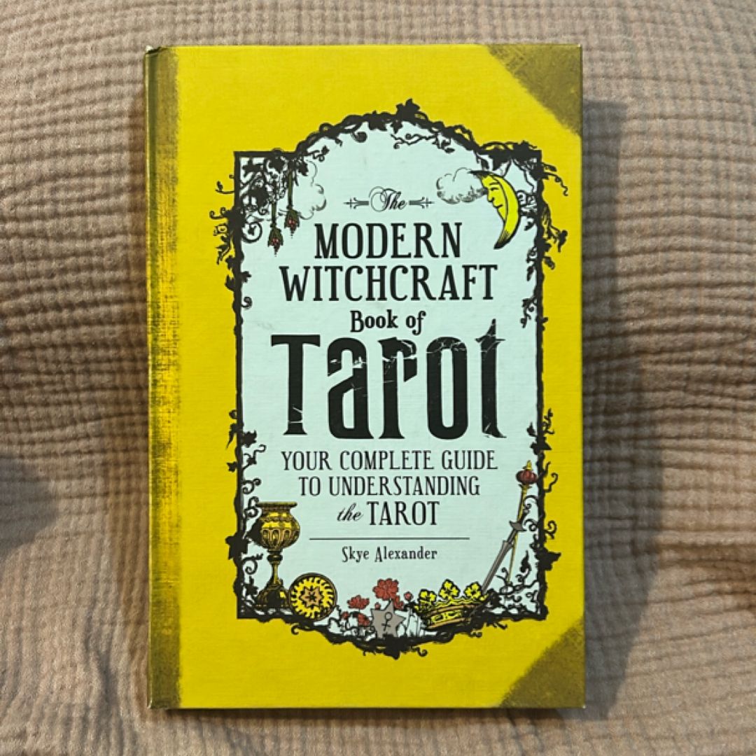 The Modern Witchcraft Book of Tarot