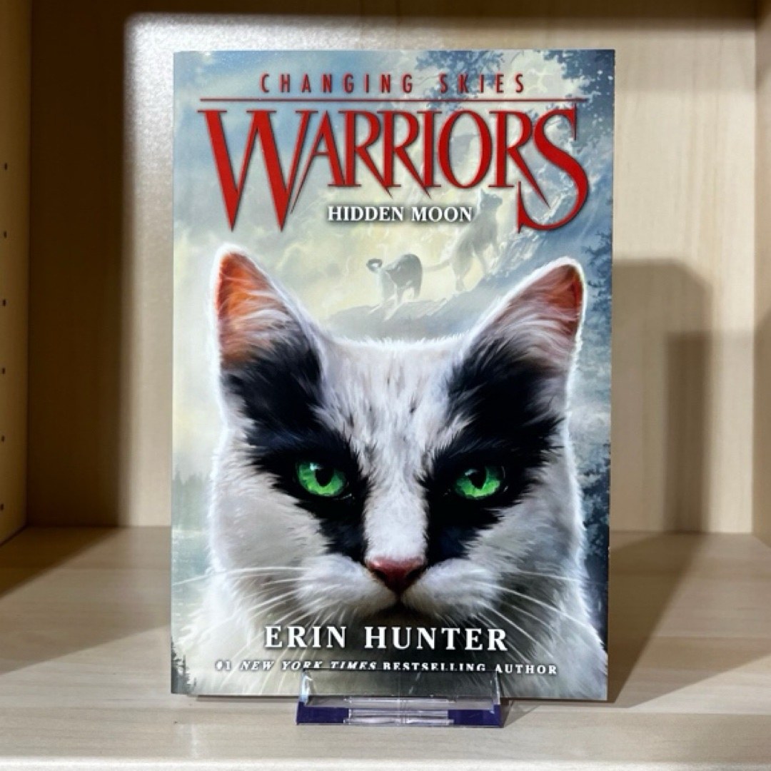 Warriors: Changing Skies #2: Hidden Moon