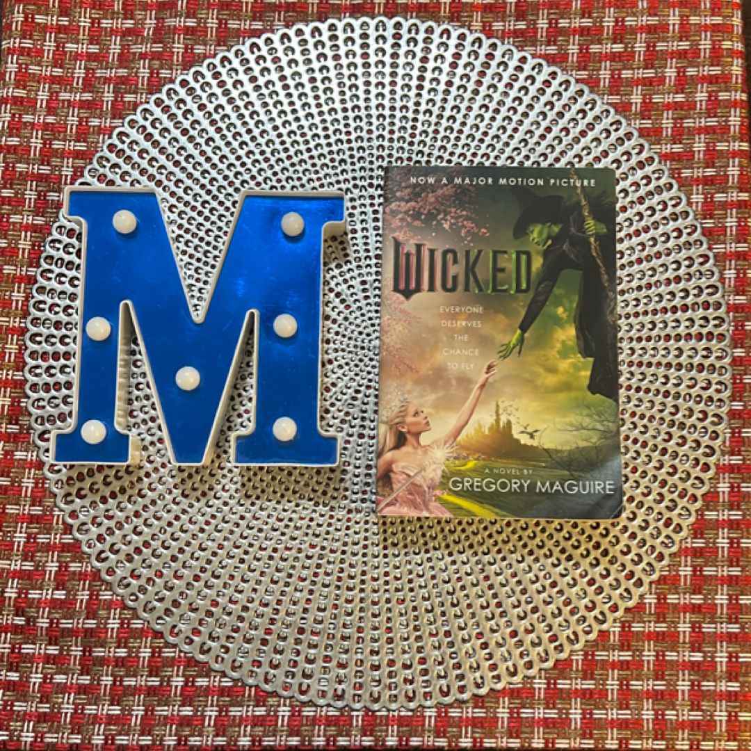 Wicked [Movie Tie-In]
