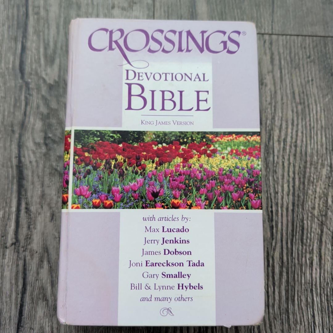 Crossings Devotional Bible (King James Version)