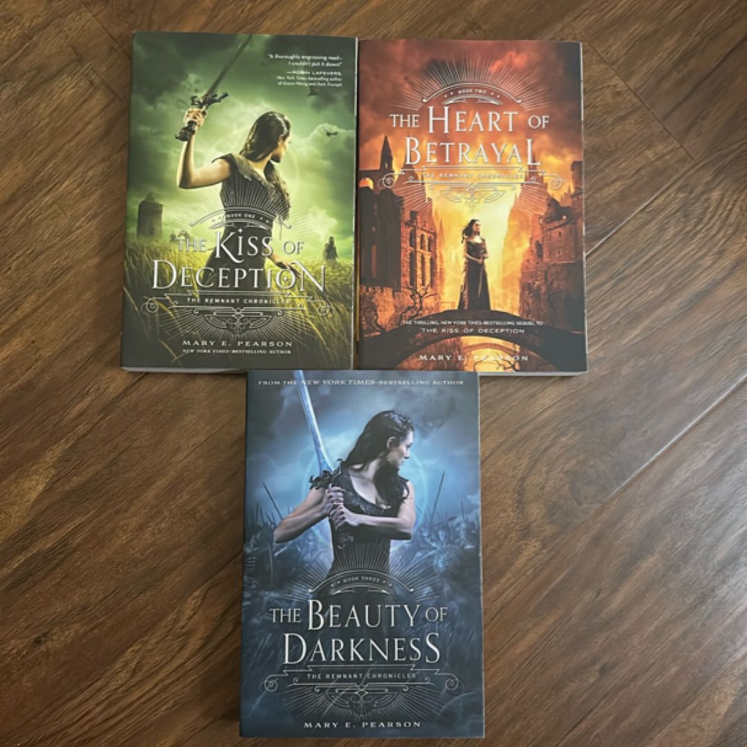 The Remnant Chronicles Boxed Set