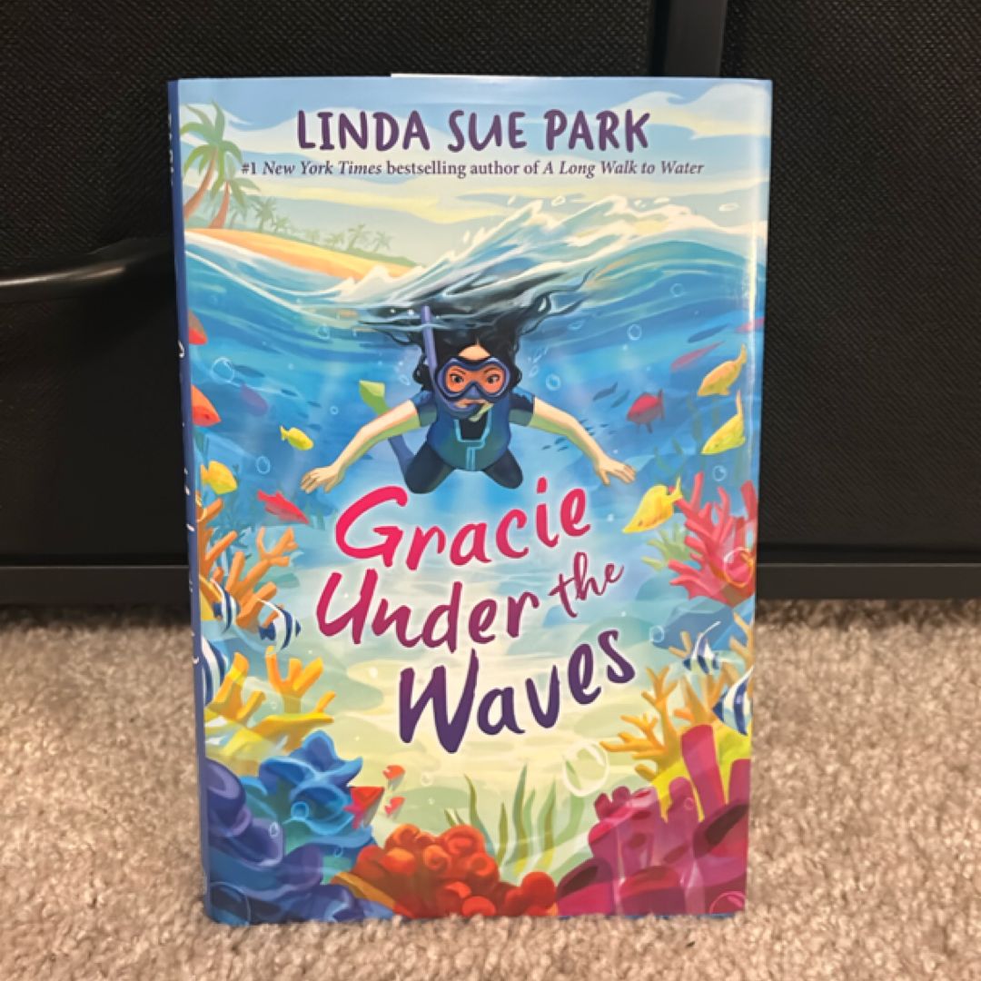 Gracie under the Waves