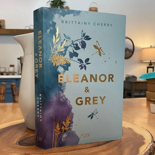 Eleanor & Grey