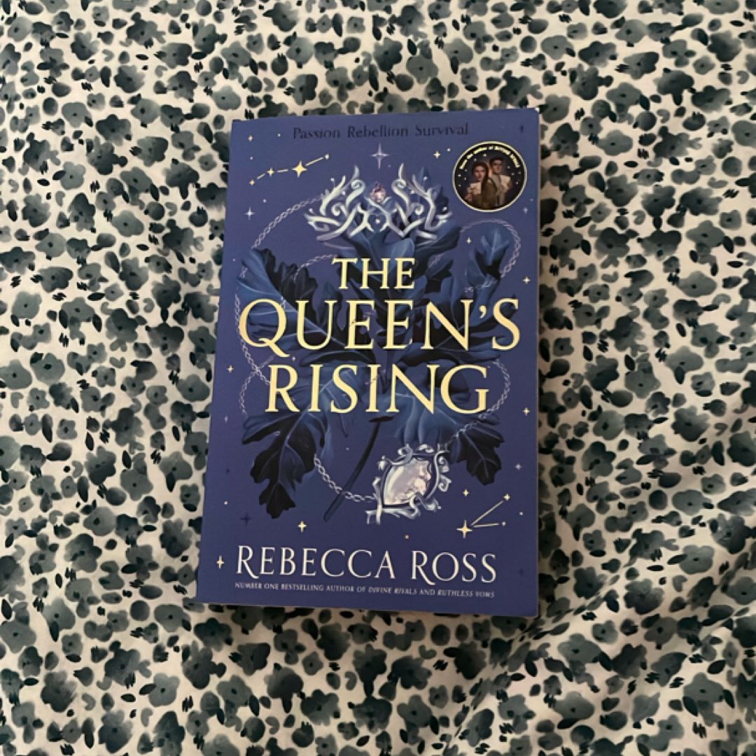 The Queen's Rising by Rebecca Ross, Paperback | Pangobooks