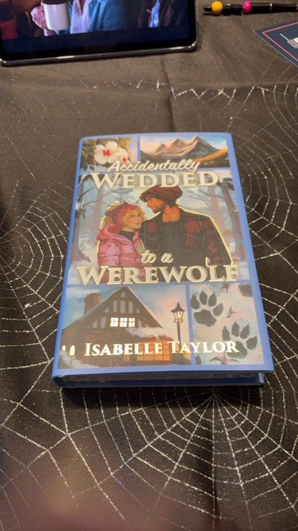Accidentally Wedded to a Werewolf (Forbidden Wing)