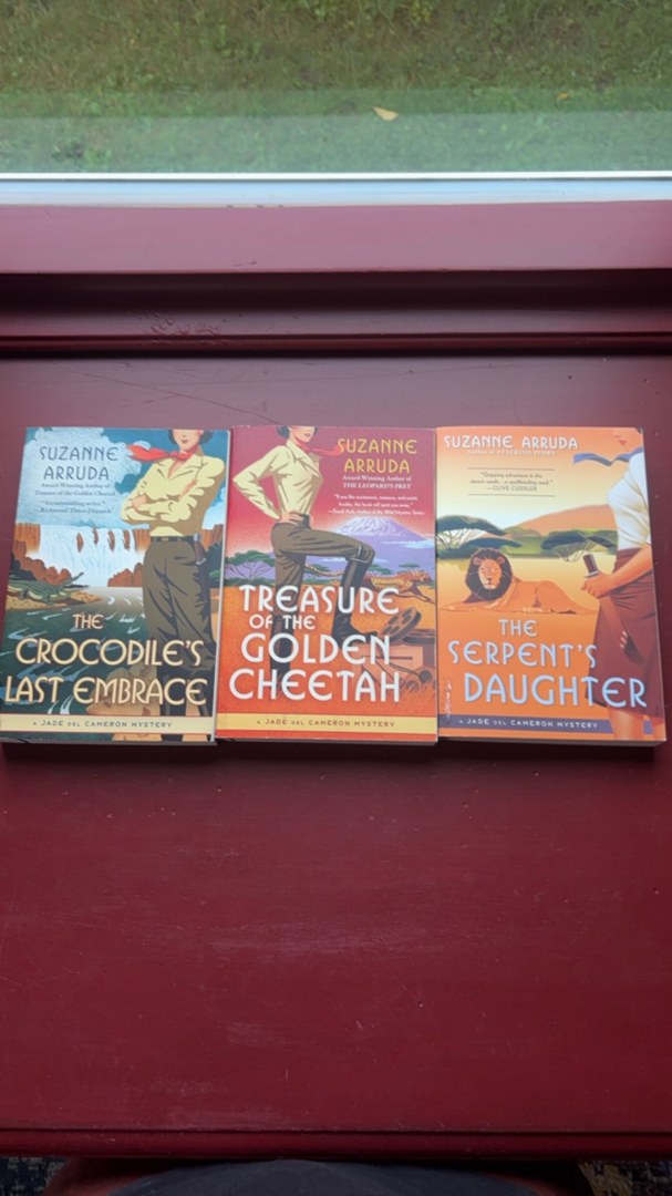 3 Jade del Cameron Mystery Novels: Crocodile Serpent Cheetah 